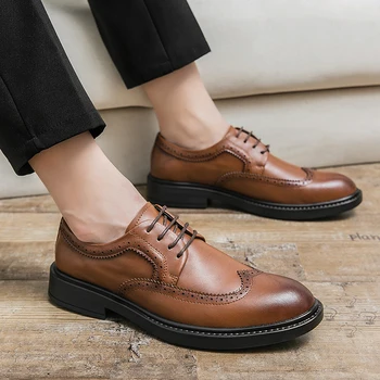 Erkekler erkek resmi ayakkabı lace up Resmi Hakiki Deri Iş rahat ayakkabılar Erkekler Elbise Ofis Lüks brogue Ayakkabı Erkek ayakkabı