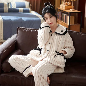 Kadın Beyaz Pazen Pijama Setleri Sonbahar Kış Sıcak Kalın Mercan Kadife Uzun Kollu Pijama Pijama Seti