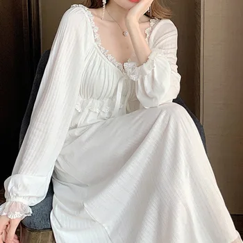 Kadın Uzun Gecelik Bahar Pijama Bornoz Retro Saray Tarzı Prenses Gecelik Tatlı Beyaz Dantel Ev Elbise Salonu Aşınma