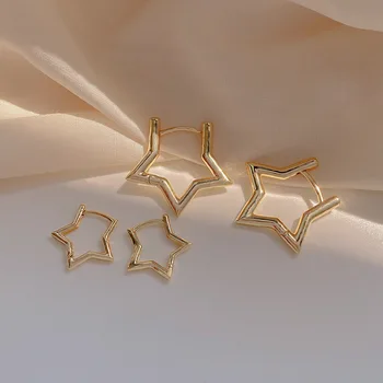 Minimalist Altın Küçük Yıldız Hoop Küpe Kadınlar İçin Günlük Bakır Geometrik İçi Boş Huggie Yüzük Küpe Trend 2022