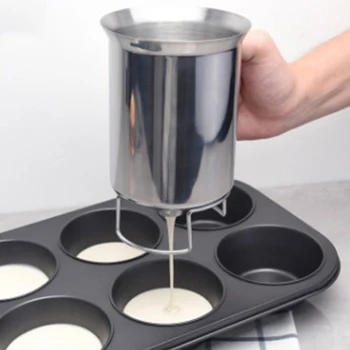 Otomatik Porsiyon Kontrolü Çörek Makinesi Paslanmaz Çelik Gözleme Cupcake Waffle İtme Tipi Meyilli Dağıtıcı N