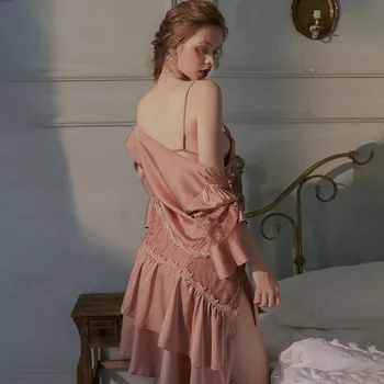 REBEYULİ Marka gece elbisesi Kadınlar 2022 Sonbahar Yeni Dantel Saten Yama Moda yaz elbisesi Düz Renk Derin V Seksi Pijama Kadın