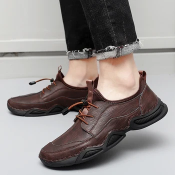 Tasarımcı erkek ayakkabısı Yüksek Kaliteli Rahat Erkek hakiki deri ayakkabı Koşu vulkanize ayakkabı moda ışık Sneakers Yürüyüş Ayakkabısı