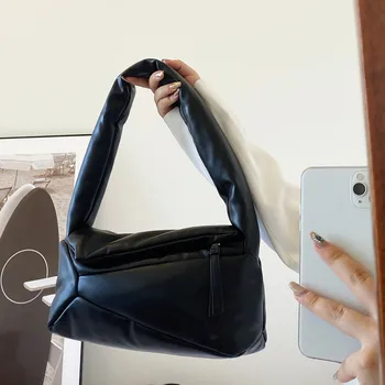Yeni moda büyük kapasiteli aşağı pamuklu ceket koltukaltı çanta rahat düz renk taşınabilir omuzdan askili çanta küçük kare çanta