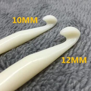 1 Takım 2 Adet Saf Beyaz Plastik Saplı Tığ Kanca Örme İğneler Kalın Kafa Araçları DIY El Sanatları Aksesuarları 10mm / 12mm